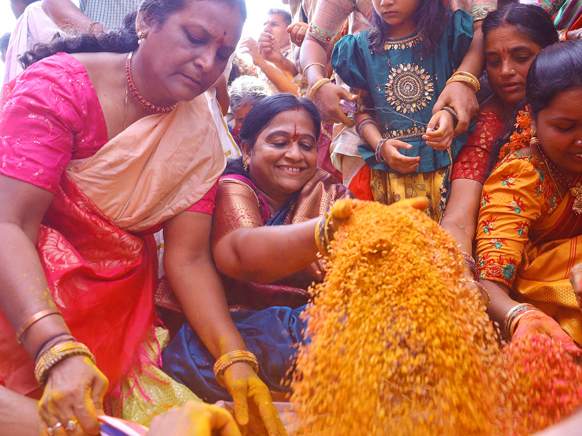 Sita Rama Kalyanam Grandly Held In Bhadrachalam Temple6