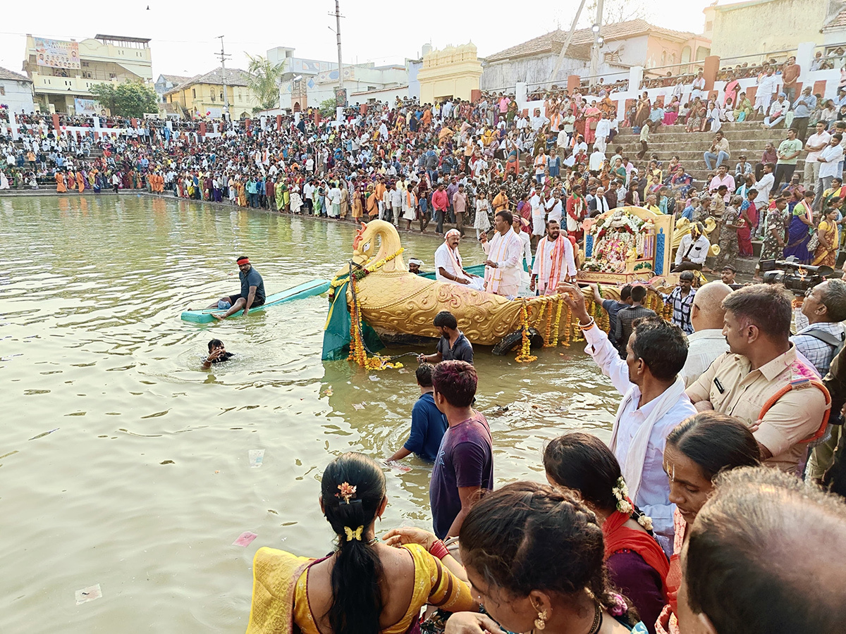 Sri Lakshmi Narasimha Swamy Temple Dharmapuri Photos8