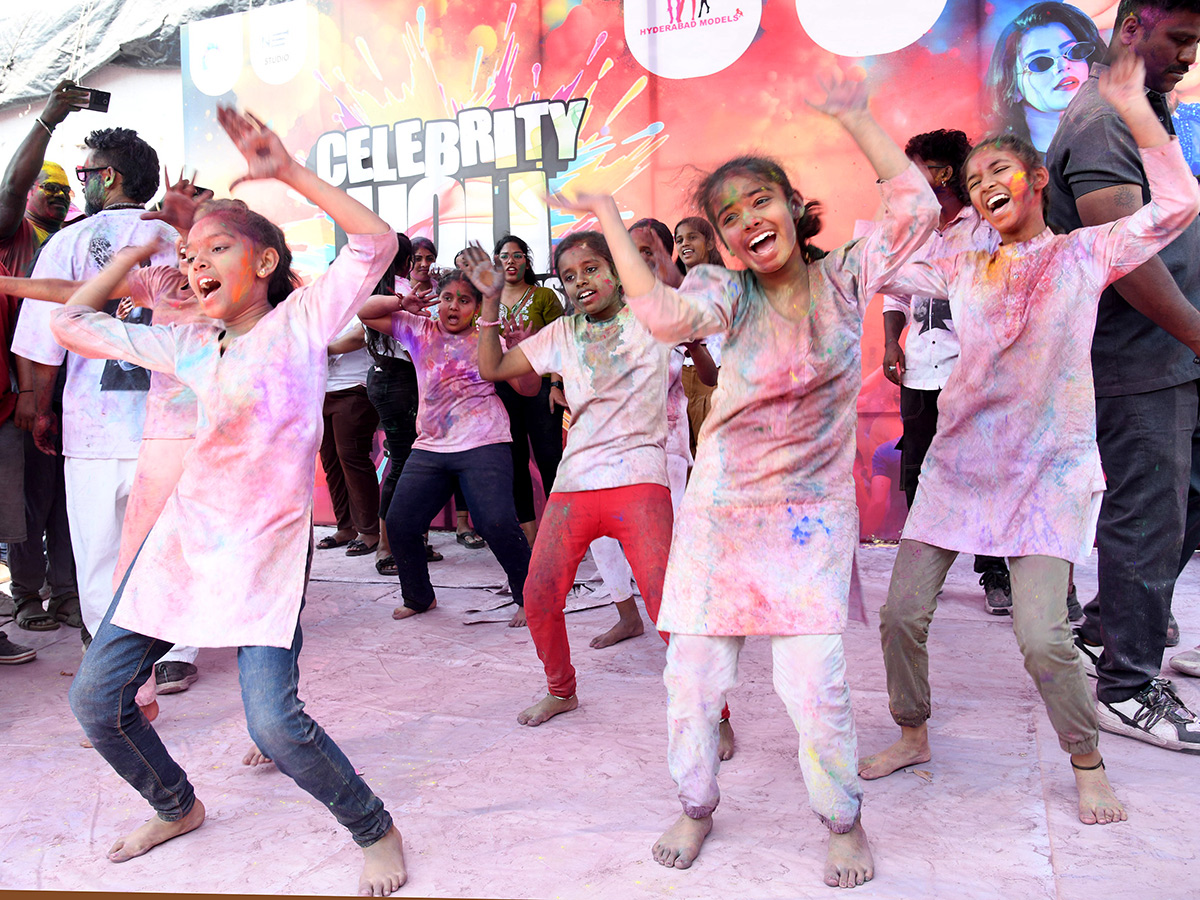 holi 2025 celebrations in hyderabad HD photos7