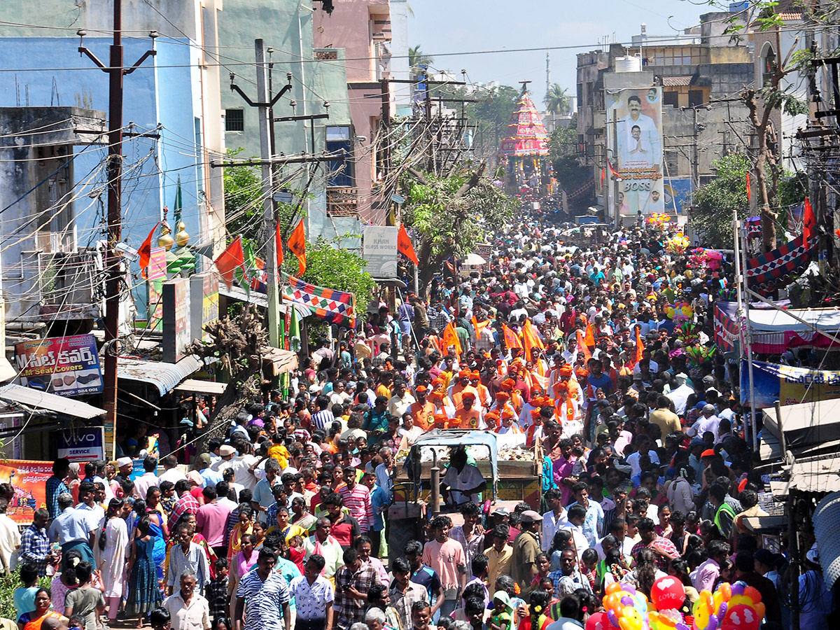 Grand Celebration of Thalpagiri Rathotsavam in Nellore Photos12