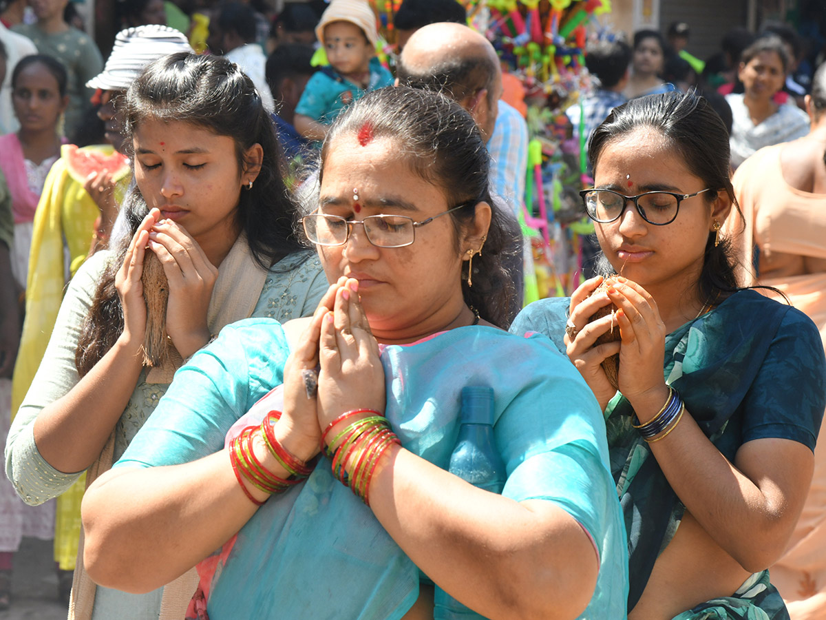 Grand Celebration of Thalpagiri Rathotsavam in Nellore Photos13