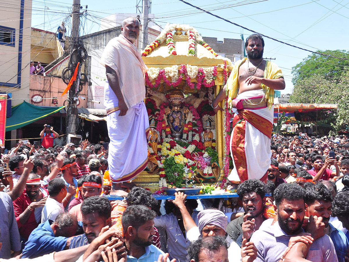 Grand Celebration of Thalpagiri Rathotsavam in Nellore Photos14