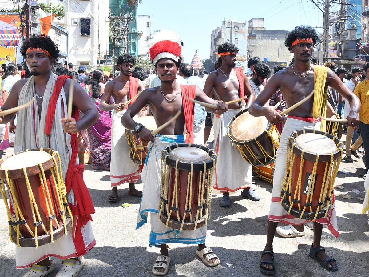 Grand Celebration of Thalpagiri Rathotsavam in Nellore Photos15