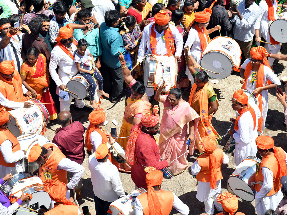 Grand Celebration of Thalpagiri Rathotsavam in Nellore Photos4