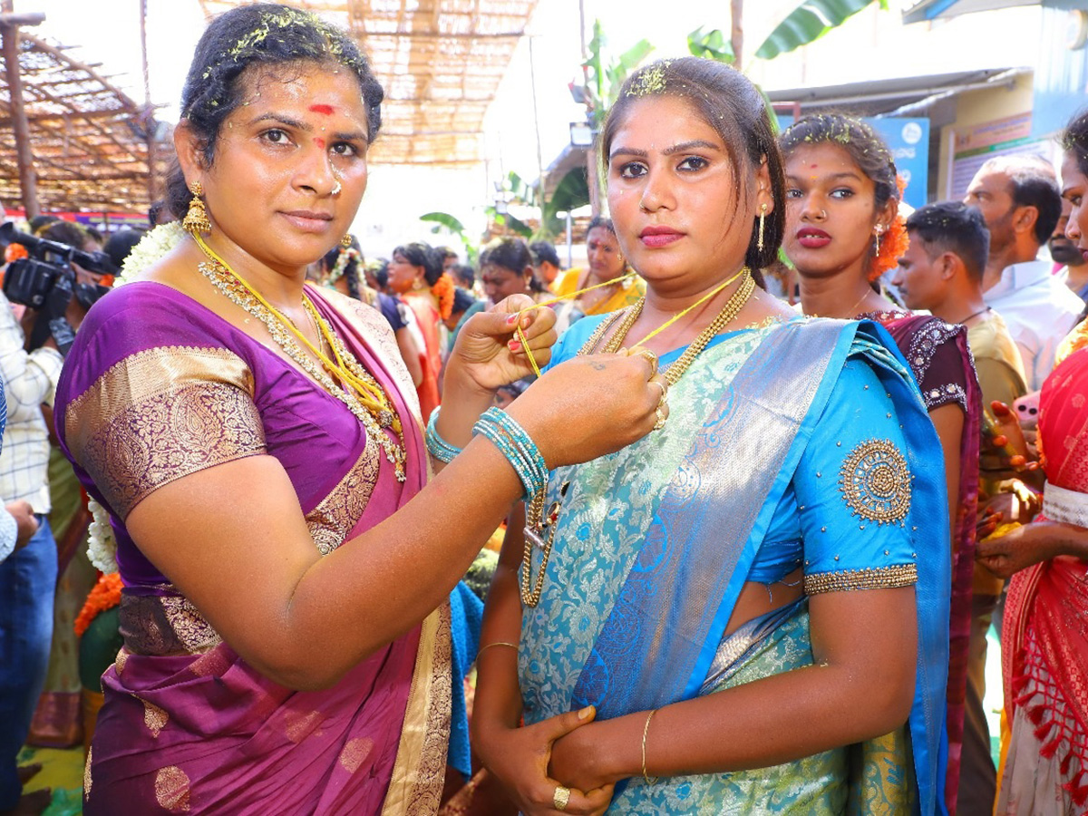 Transgenders Marriage On Occasion Of Sri Rama Navami At Vemulawada2