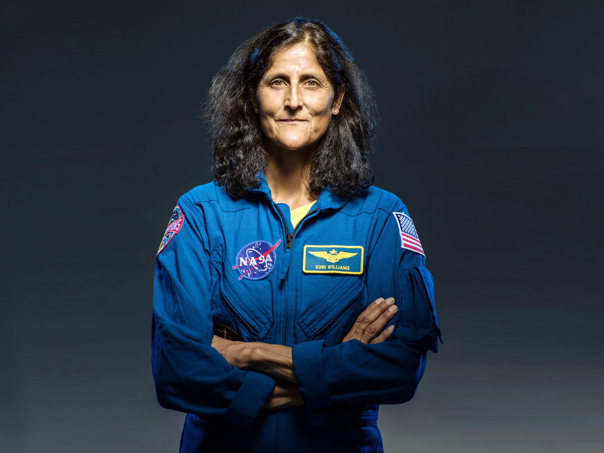 Sunitha Williams returns to Earth safely 2