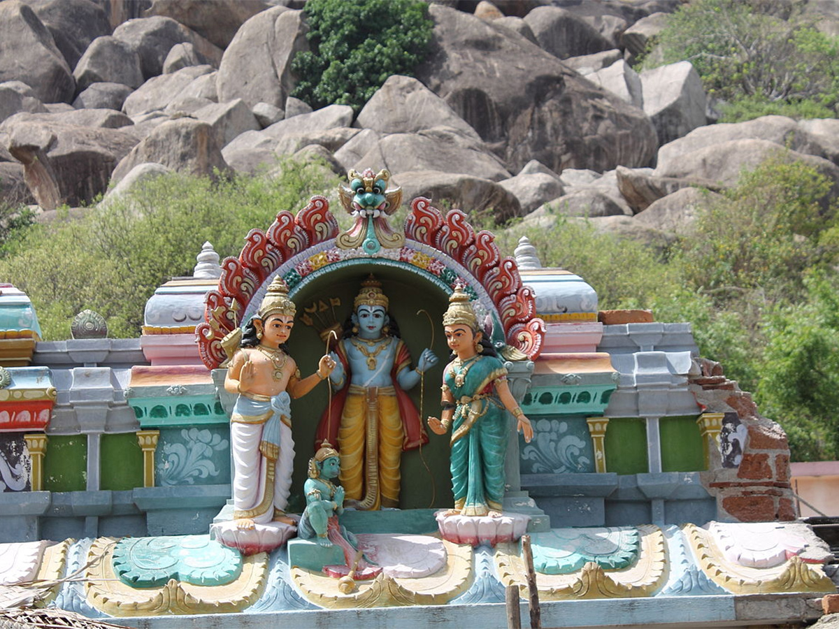 Ardhagiri Veeranjaneya Swamy Temple at Aragonda, Chittoor District: Photos10