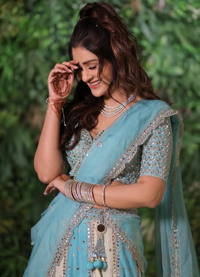 Payal Rajput fashion style icon photos2