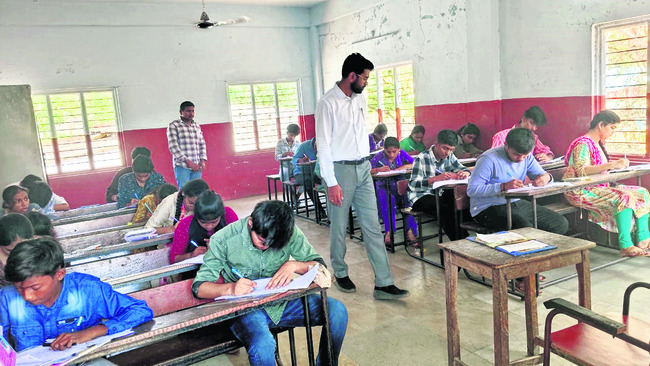 ‘పది’ పరీక్షలు షురూ..1