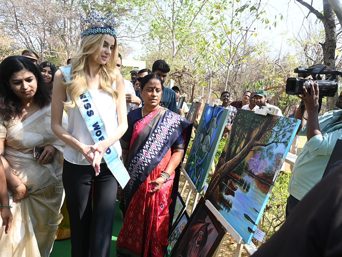 miss world kristyna pliskova in kbr park hyderabad3