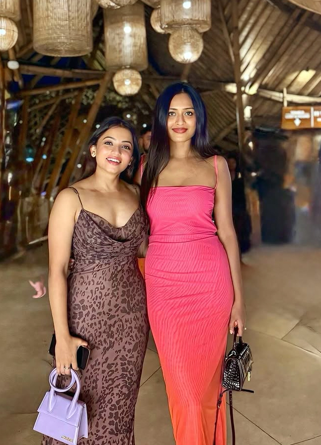 Serial beauty Navyaswamy's birthday celebrations in Bali 8