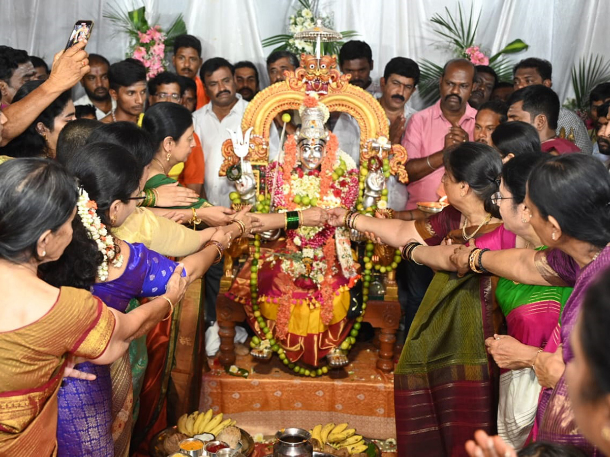 Sri Suguturu gangamma Jatara Grand Celebrations In punganur8
