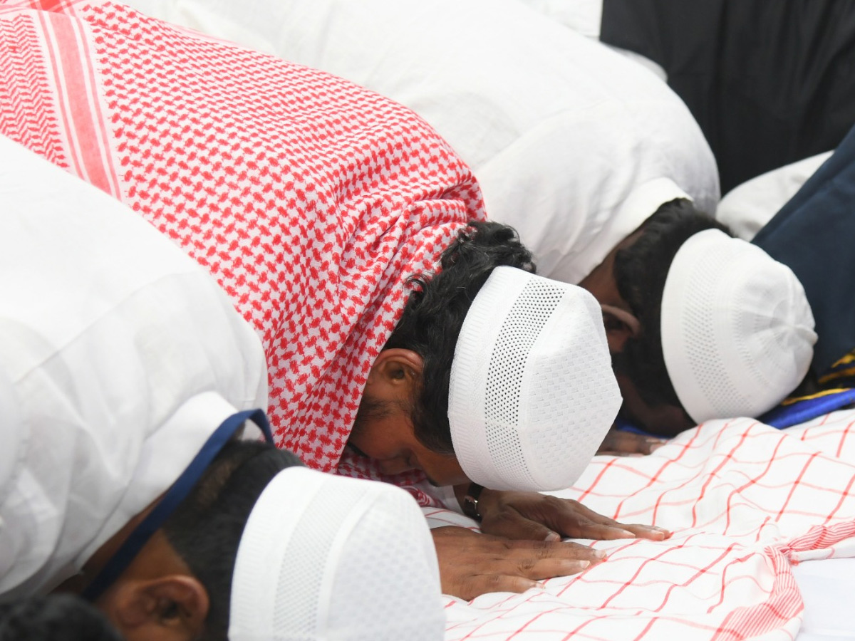YS Jagan Special Prayers At IFTAR Dinner Photos15