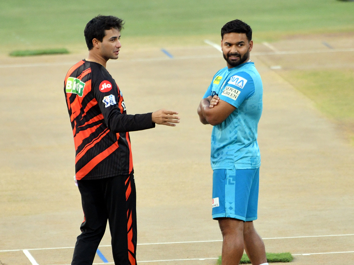 IPL 2025 T20 cricket match between Sunrisers Hyderabad and Lucknow Super Giants1