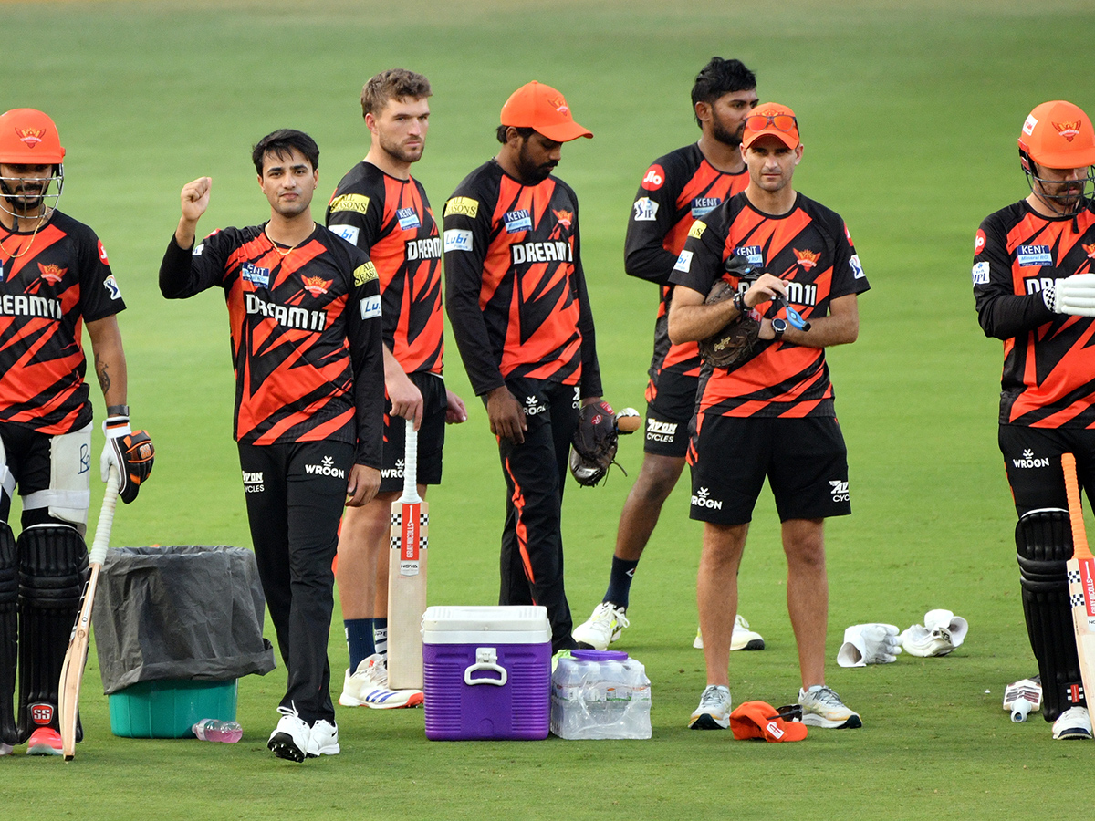 IPL 2025 T20 cricket match between Sunrisers Hyderabad and Lucknow Super Giants12