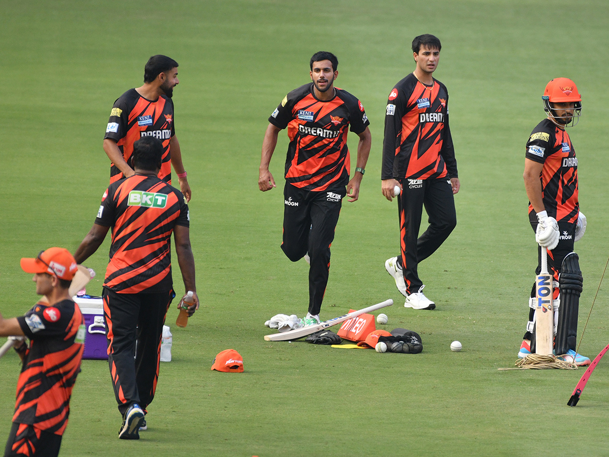 IPL 2025 T20 cricket match between Sunrisers Hyderabad and Lucknow Super Giants4