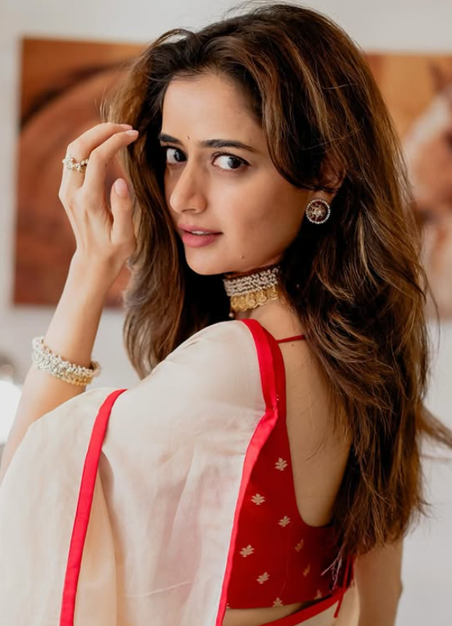 Ashika Ranganath Steals Hearts With Her Latest Photoshoot Looks10