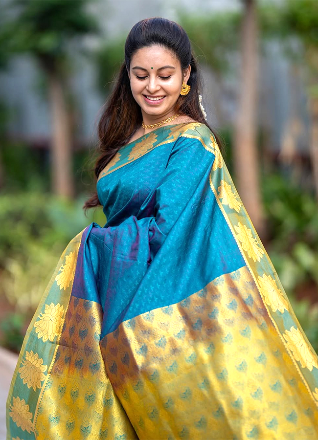 Actress Abhinaya Engagement Photos Goes Viral8