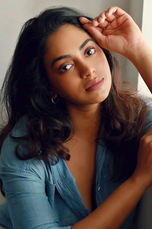 Actress Kamakshi Bhaskarla Busy In Tollywood With Multiple Movies Photos8