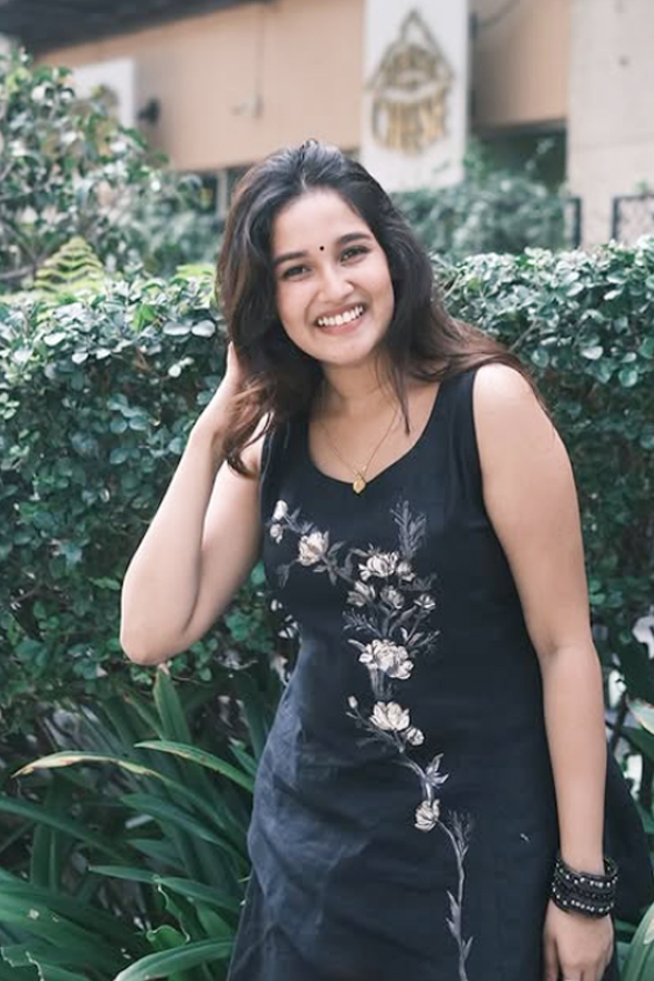 Anikha surendran Looks Stylish in casual look photos viral3