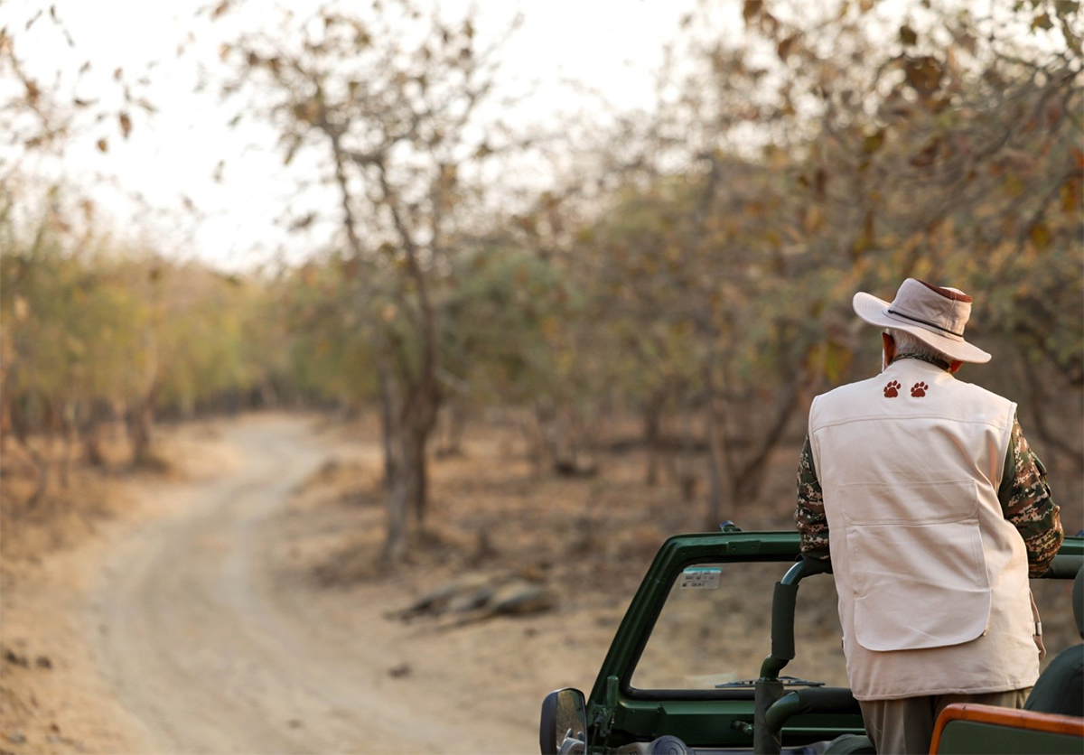 Prime Minister Narendra Modi lion safari at Gir Wildlife Sanctuary5