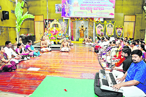 రూ. 65 లక్షల మోసం
1