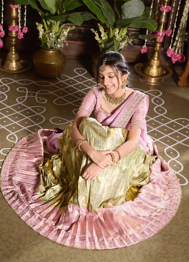 sitara ghattamaneni ugadi special looks7