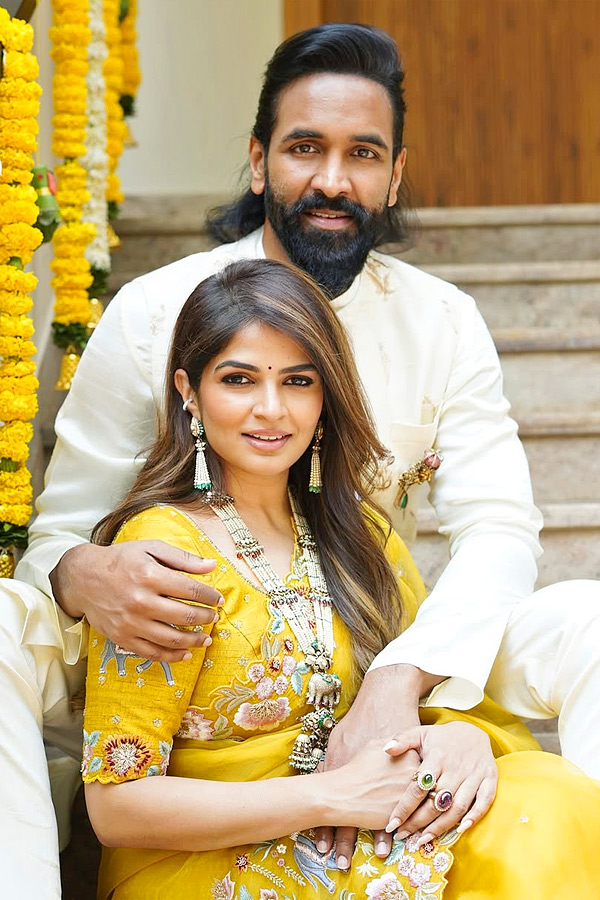 Manchu Vishnu family celebrates Ugadi in grand style PHotos8