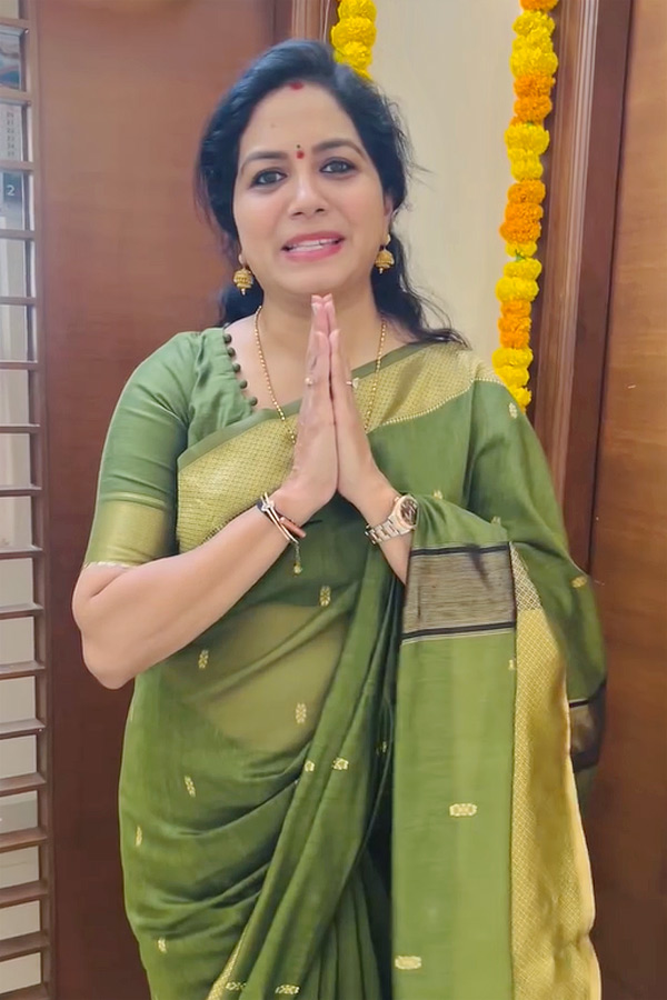 Ugadi look.. Celebrities shine in traditional Attire Photos17