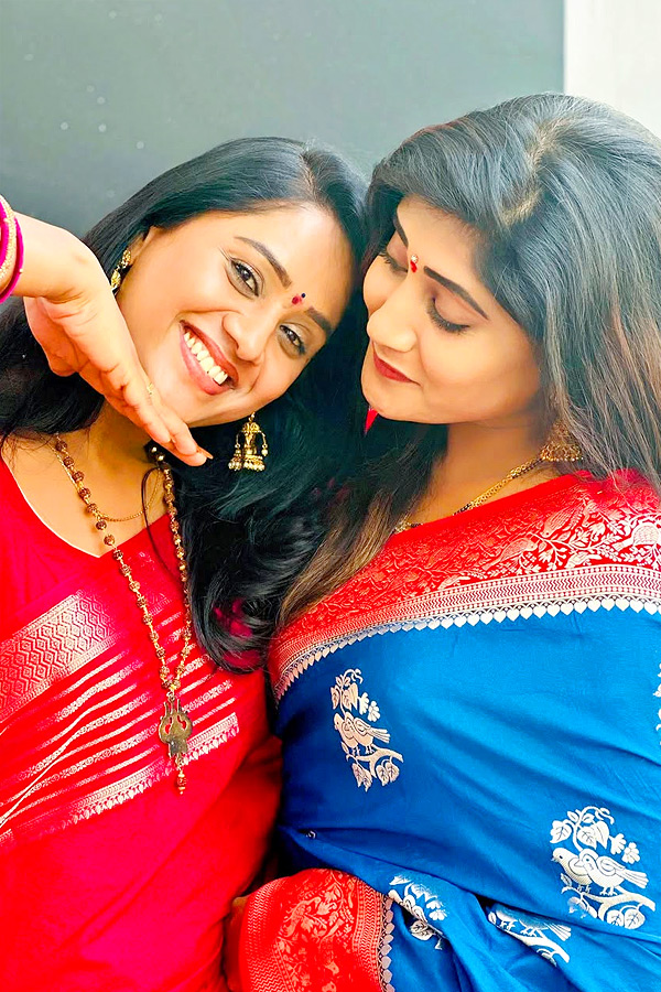 Ugadi look.. Celebrities shine in traditional Attire Photos6