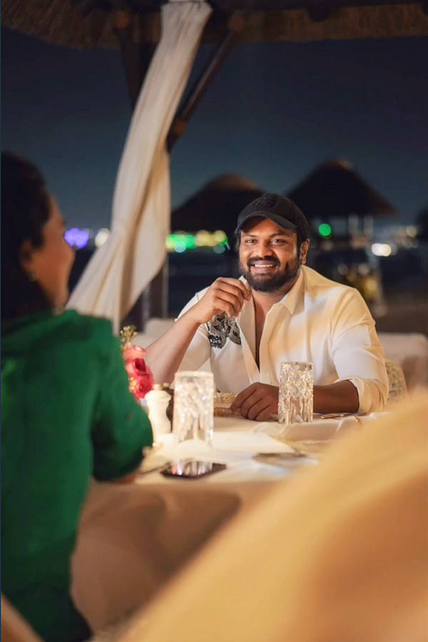 Actor Manchu Manoj Share heartfelt post to wife Mounika on their second Wedding Anniversary Photos12