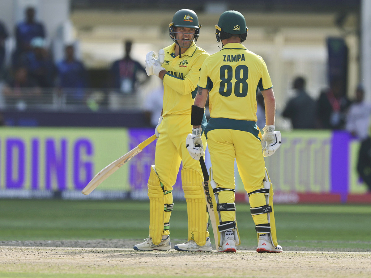 India defeat Australia with smashing 4 wicket win in first semifinal Photos15