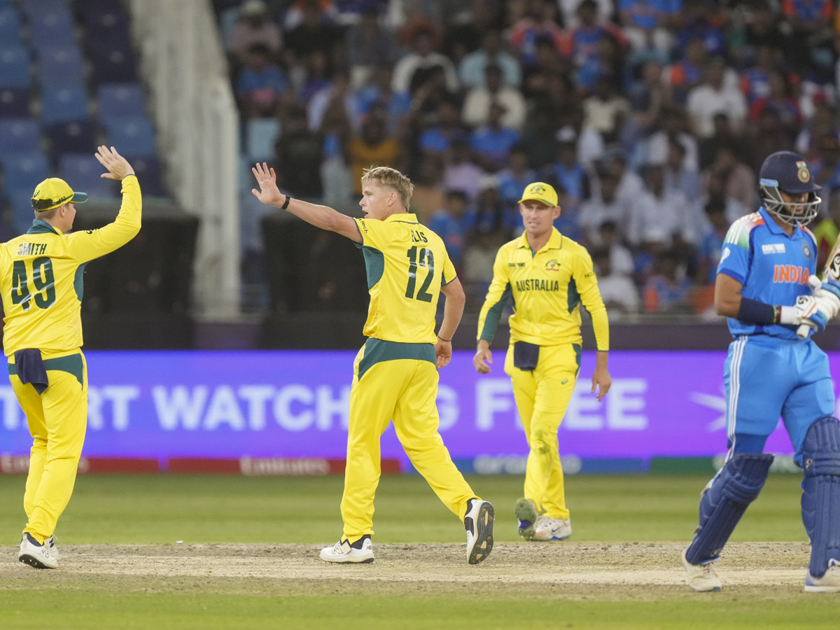 India defeat Australia with smashing 4 wicket win in first semifinal Photos5