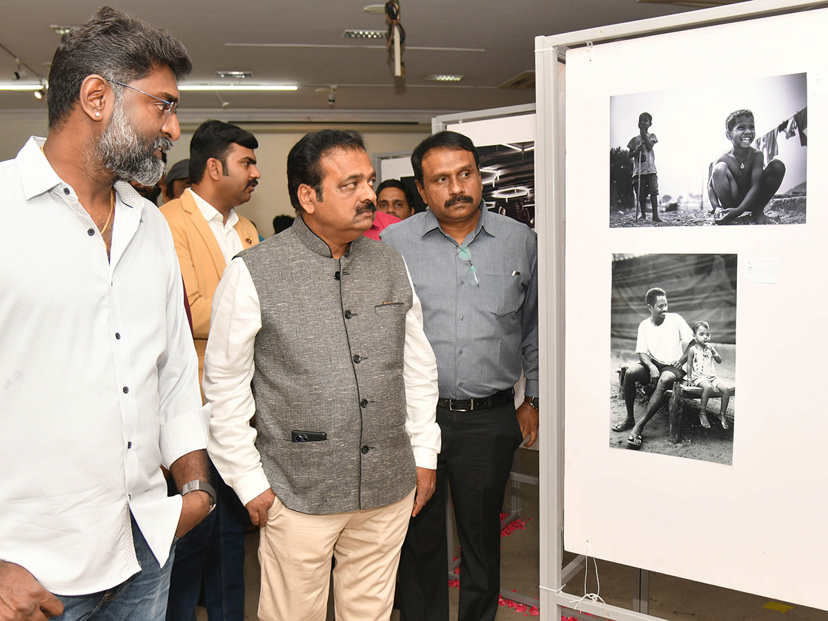 Cinematographer Senthil Kumar at Photo Trade Exhibition6