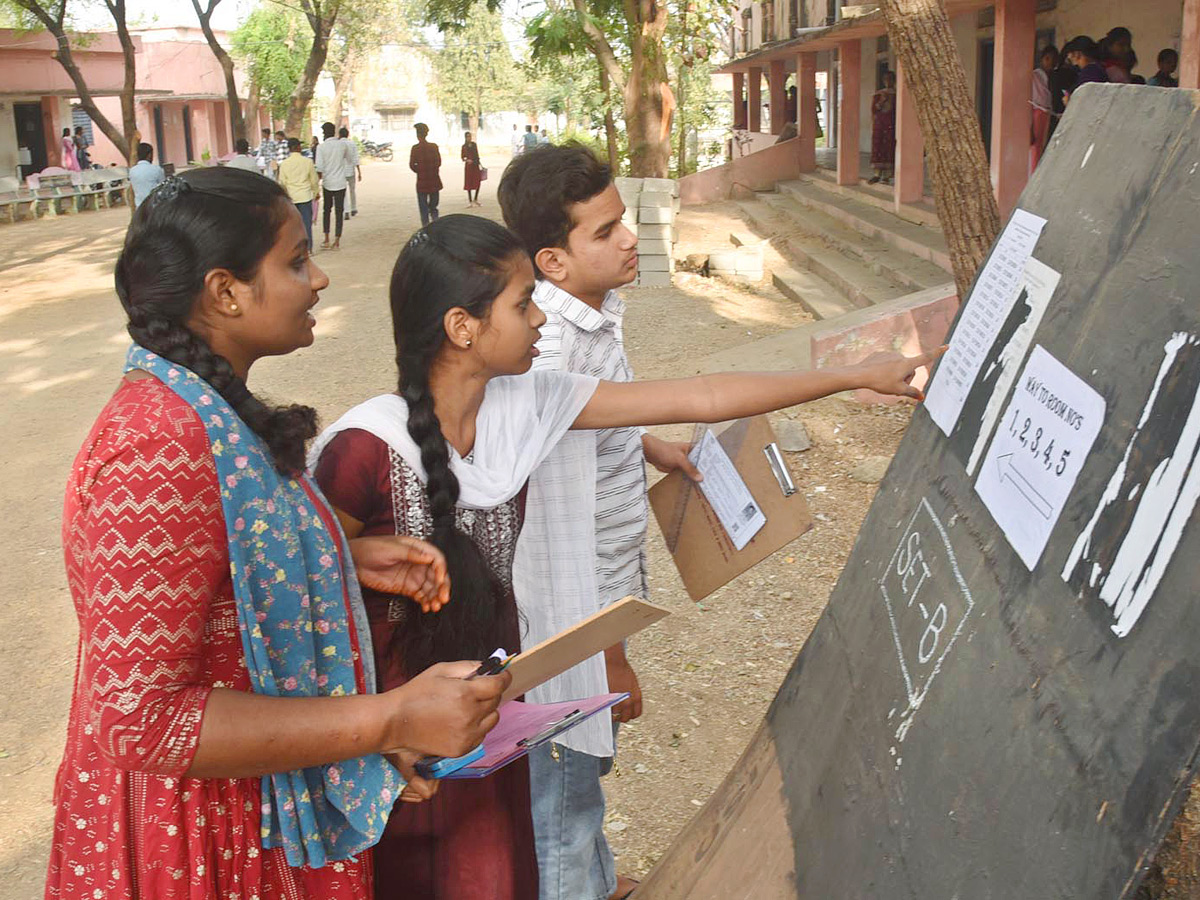 Best Photos of The Week in AP and Telangana Photo Gallery10