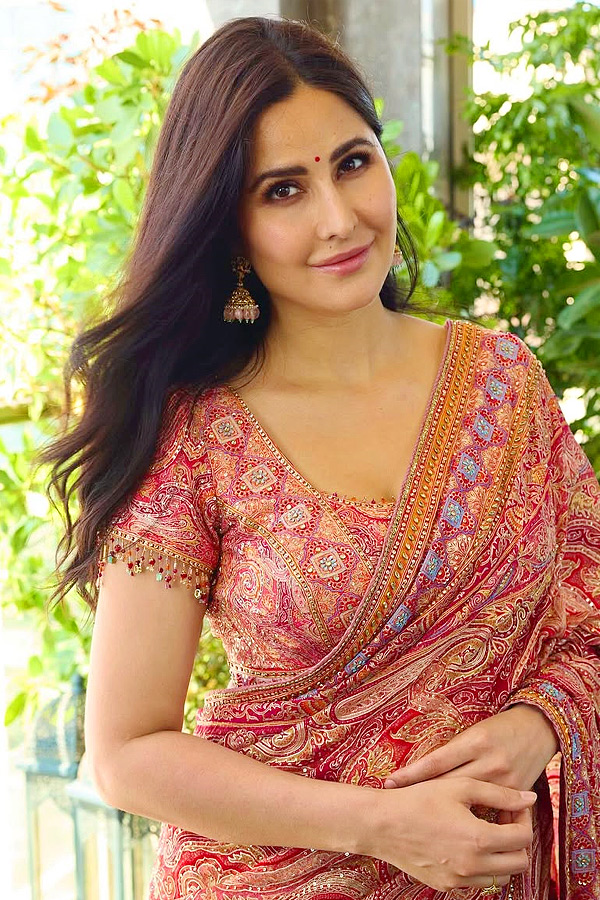 Katrina Kaif Attends best friend Karishma Kohlis wedding Photos9