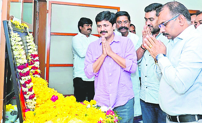 వైవీ మాతృమూర్తికి ఘన నివాళి 1