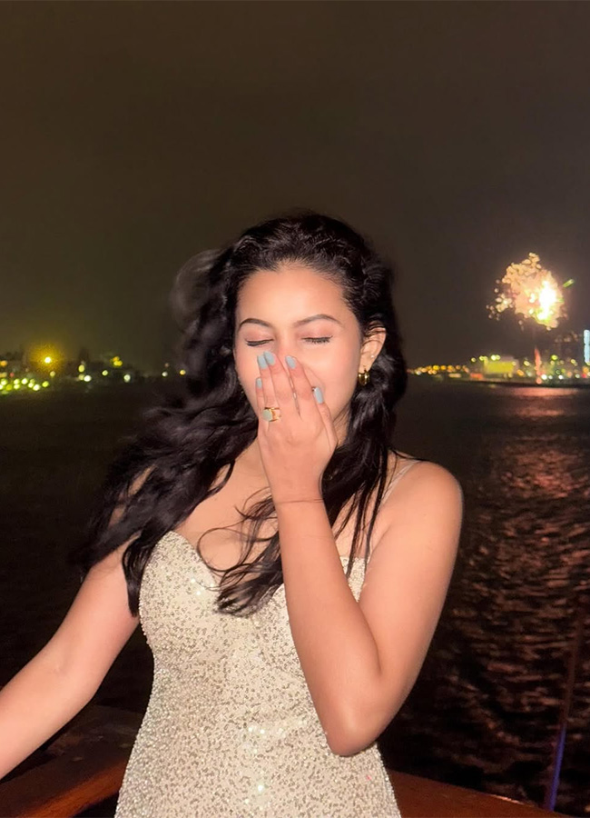 Actress Deepika Pilli photos goes viral8
