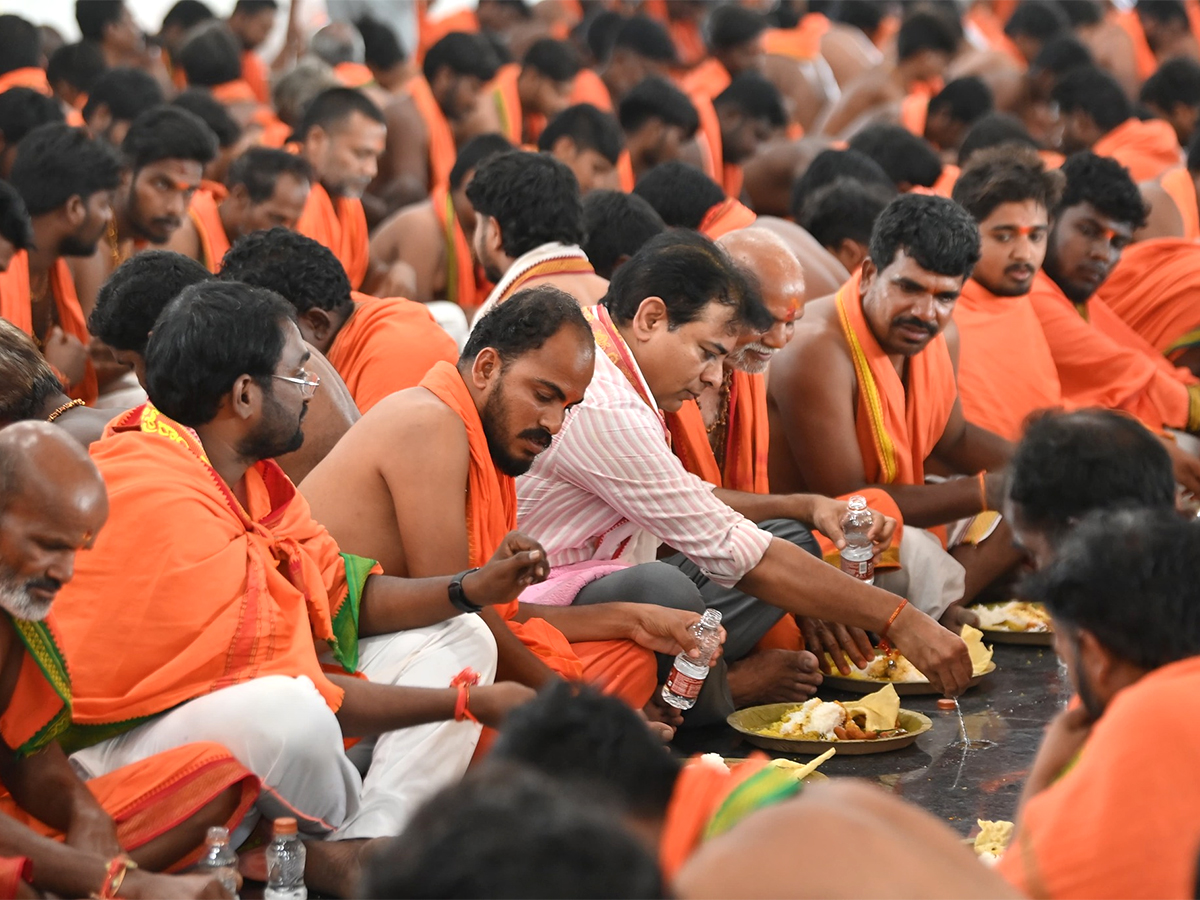 KTR participated in Hanuman Puja in Sircilla Photos1