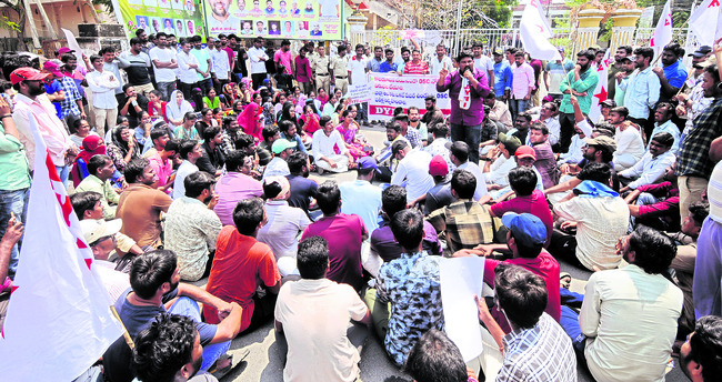 బాబు, పవన్లను నమ్మి మోసపోయాం1