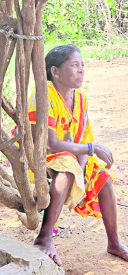 మృతిచెందిన పోలీసు కుటుంబానికి ‘చేయూత’6