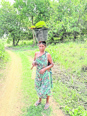 మృతిచెందిన పోలీసు కుటుంబానికి ‘చేయూత’8