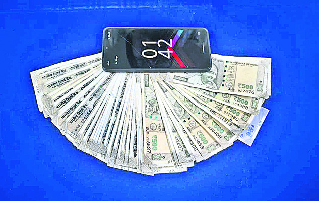 దోపిడీకి పాల్పడిన బాలుడి అరెస్ట్ 1