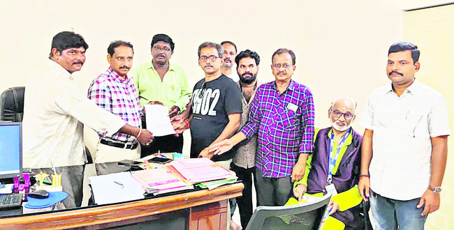 పత్రికా స్వేచ్ఛకు విఘాతం 2