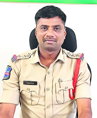 తల్లడిల్లుతున్నారు1