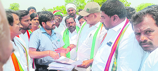 కొండపోచమ్మ ఆదాయం రూ. 8 లక్షలు
2