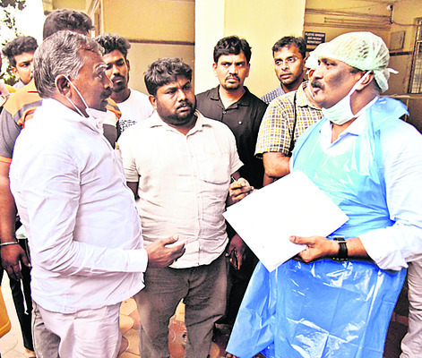 పగిలిన గుండెలు...4