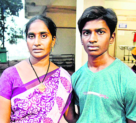 పగిలిన గుండెలు...9