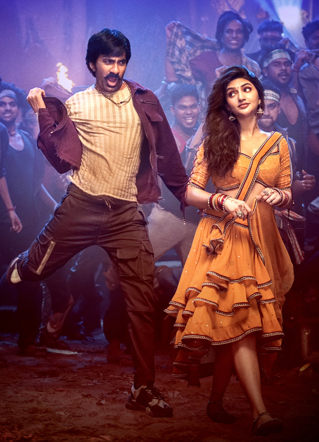 Mass Maharaja Ravi Teja's first song 'Tu Mera Lover' from the film 'Mass Jatara' released16
