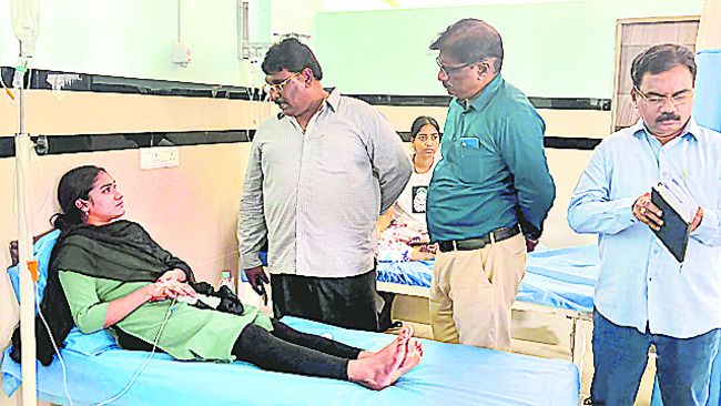 ఫుడ్ పాయిజనింగ్పై సమాచారం లేదు1